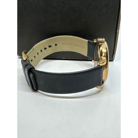 Marc by Marc Jacobs Baker MBM1329 Women\'s Blue Leather Analog Dial Watch JNA189 main image 4